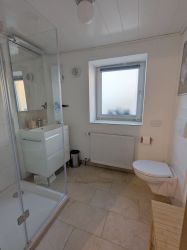 Bad Erdgeschoß Bad Unten Front